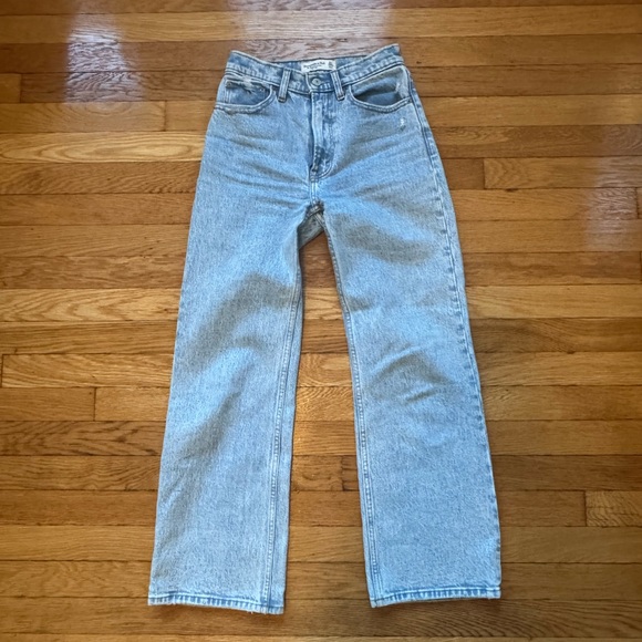 Abercrombie High Rise 90s Relaxed Jeans Blue 000 XShort Extra Short X-Short - Picture 1 of 3